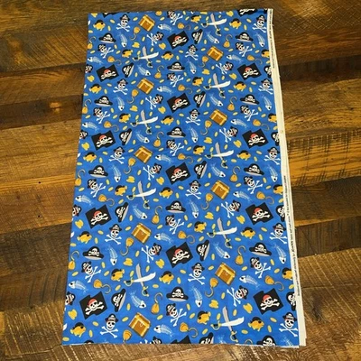 Vintage 2 Yards Childrens Pirate themed flannel fabric skull and crossbones - Image 1 of 4