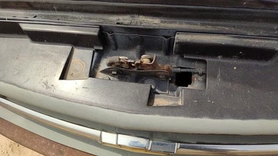 Conjunto de pestillo de capó de camioneta S10 1998-2004 con soporte OEM Foto 1 de 3