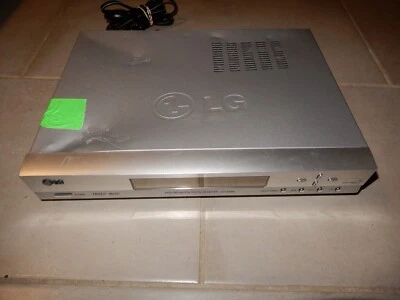 LG LST-4200A ADVANCED HDTV ATSC/QAM (HD)/NTSC AV HOME THEATER TV TUNER RECEIVER - Image 1 of 4