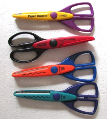 Lot of 4 Paper Edges Scissors FISKARS PROVO CRAFT - Image 1 of 2