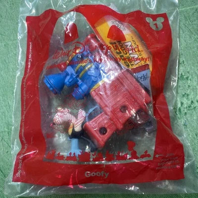 McDonald's Happy Meal Disney Mickey & Minnie's Runaway Railway Toys #1 Goofy Foto 1 de 2