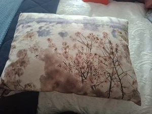 Winter Jasmine 43cm X 33 Cm Cushion Made In United Kingdom - Picture 1 of 4