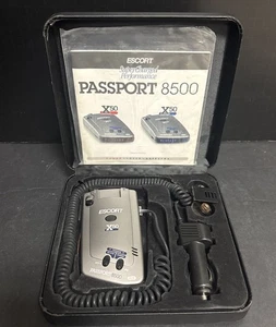 Escort Passport 8500 X50 Blue Display Radar Laser Detector Complete Case Tested - Picture 1 of 11