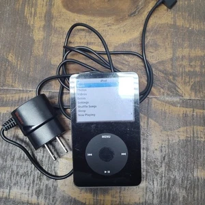 Apple A1136 iPod 30GB Clásico 5ta Generación (Probado/Funcionando) Buena Batería - Imagen 1 de 6