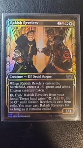 Lámina Rakish Revelers 328 M PF Magic Gathering Nueva Serie Capenna - Imagen 1 de 2