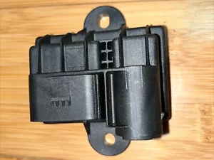 Control Unit, glow plug system For MERCEDES-BENZ A6519001300DB - Picture 1 of 3