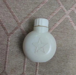 1980 Vecchio surplus esercito militare cinese 81 bottiglia olio contenitore oliatore 1PZ NUOVO - Foto 1 di 6