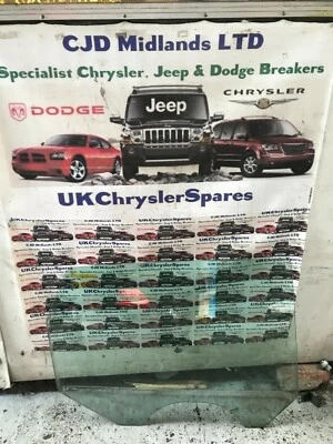 2010 DODGE JOURNEY REAR DRIVERS SIDE RIGHT DOOR GLASS O/S/R - Image 1 of 4