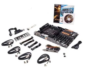 MSI BIG BANG - XPOWER II MS-7737 socket 2011 Intel X79 ATX scheda madre - Foto 1 di 10
