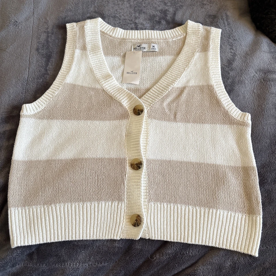HOLLISTER - Woollen waistcoat With 3 Buttons - BRAND NEW WITH TAG - Size Medium  - Image 1 of 4
