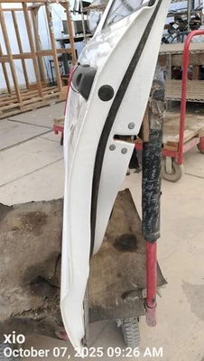 WHT LEFT FRONT DOOR ASSEMBLY 2010-2021 TOYOTA TUNDRA Foto 1 de 4