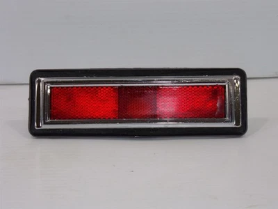 1970 - 1974 雪佛兰雪佛兰 Nova 侧标记灯和边框 原始设备制造商 5962660 71 — 第 1/4 张图片