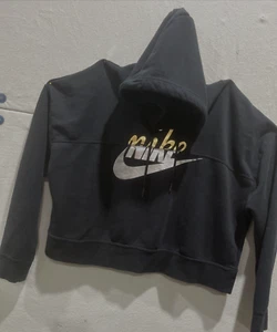 Nike Sweatshirt Women's Sz Large Black With Gold Logo Pockets Crop - Picture 1 of 8