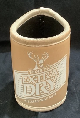 TOOHEYS EXTRA DRY THE CLEAN CRISP TASTE STUBBY HOLDER - image 1 of 4