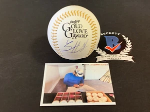 Trent Grisham New York Yankees Signed GOLD GLOVE Baseball BECKETT Witness Holo - Picture 1 of 2