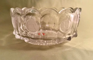 Vintage Fostoria Crystal Coin Surround, Scalloped Edge Serving Bowl / Candy Dish - Picture 1 of 10