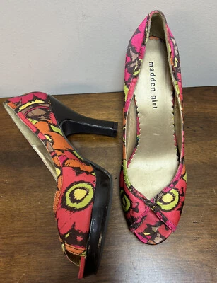 Zapatos de salón Madden Girl Lynettee plataforma punta abierta tela superior para mujer talla 9,5 Foto 1 de 4