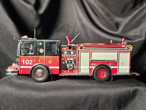 Code 3 Collectibles Chicago Fire Dept. Truck #102 Pumper 1:64 Scale Inv. #3983 - Picture 1 of 6