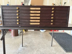 Vintage C & E Marshall Co. Metall Uhrmacher Uhrenkristalle 6 Schubladen TEILLADUNG - Bild 1 von 12