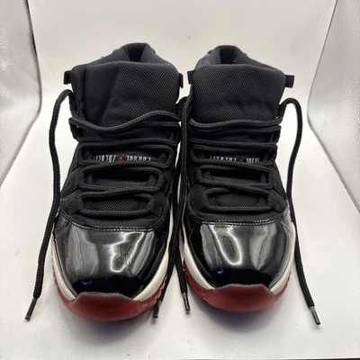 Talla-9 Jordan Retro Bred 11 Rojo-Negro-Blanco Usado 2012 Foto 1 de 4
