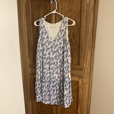 Vestido sin mangas Rachel Ashwell para mujer talla M blanco azul floral en capas Foto 1 de 3