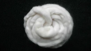 Needle felting wool 30gram white (Merino/Lincoln) Corriedale top wet wool crafts - Picture 1 of 1