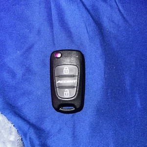 hyundai accent 2014 keyless entry - Picture 1 of 4