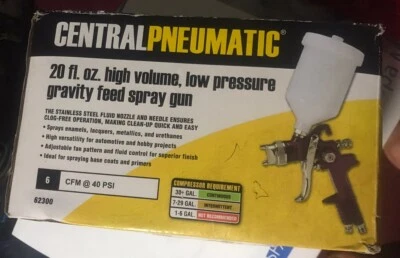  CENTRAL PNEUMATIC 20 oz. Pistola pulverizadora de aire de alimentación por gravedad HVLP Foto 1 de 4