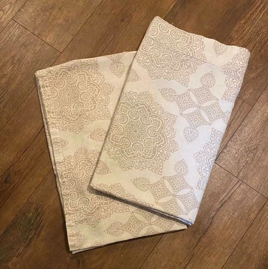 ENVOGUE Par de paneles de cortina de ventana medallón grande beige blanco roto 50 X 84 ¡BONITO! Foto 1 de 1