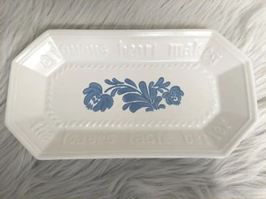 Pfaltzgraff Yorktowne Bread Loaf Tray12 1/2" A Joyous Heart Rectangular Shape - Picture 1 of 4