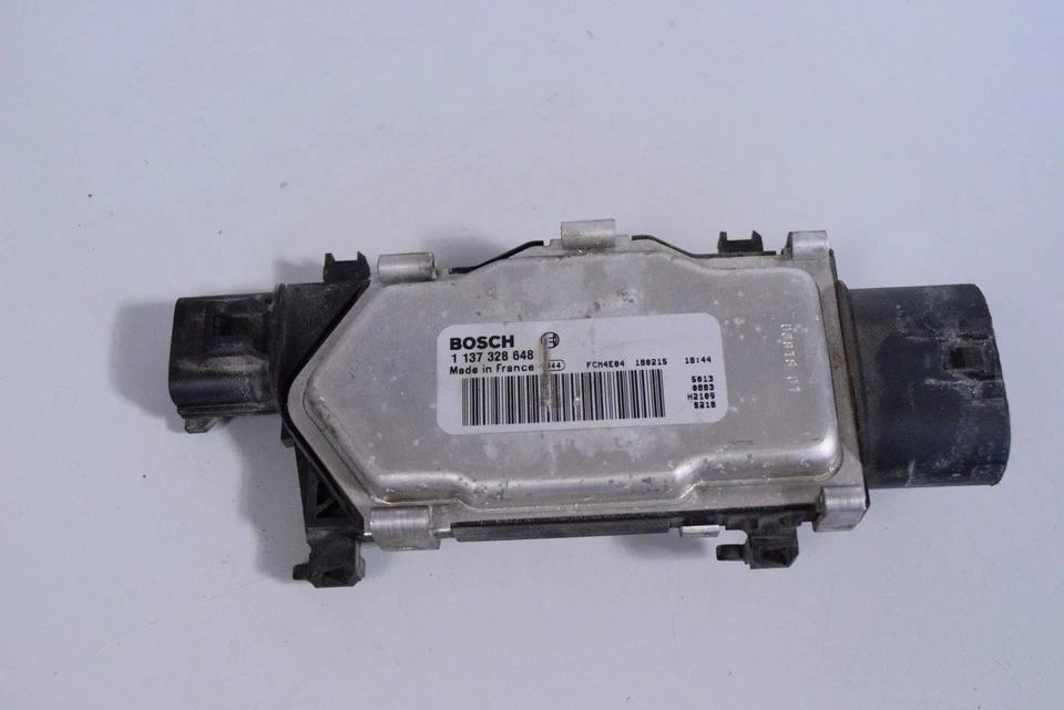 MERCEDES-BENZ A W176 Fan Relay 1137328648 1.6 Petrol 75kw 2018 32857160 - Image 1 of 4