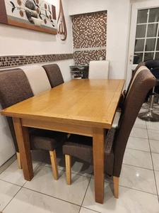 *Dining Table Set Of & 8 cream ( 2colours) Tufted* Chairs - Picture 1 of 4