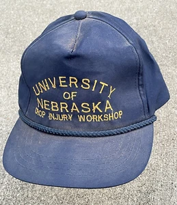 Vintage University of Nebraska Ernteverletzung Workshop marineblaue Mütze Kappe Yupoong - Bild 1 von 13