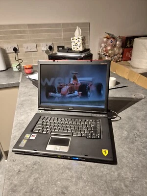 Ferrari Acer Laptop 4000  (READ AD) Carbon Fibre + FAST UK 🇬🇧 POST! - Image 1 of 4