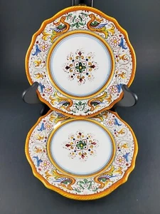 Lot Of 2 Italian Deruta Italy Hand Painted 8" Plates Coordinates w/Raffaellesco - Picture 1 of 7