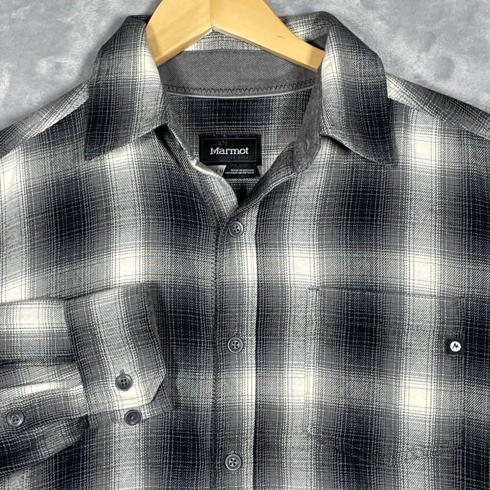 Camisa de franela a cuadros Marmot manga larga abotonada informal exterior para hombre pequeña Foto 1 de 4