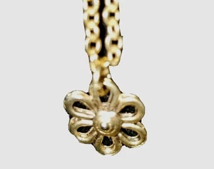 Gold Tone Flower Daisy Pendant Necklace 37" Unbranded - Picture 1 of 3