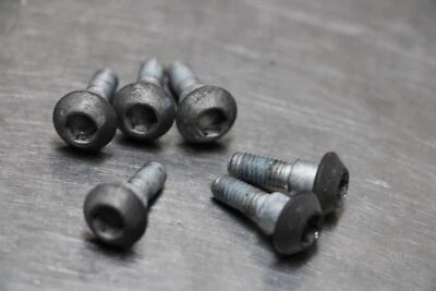 01-02 2001 2002 YAMAHA YZF R6 Rear Rotor Bolts Foto 1 de 4