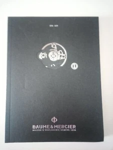 BAUME & MERCIER LIBRO BOOK CATALOGO BLOCKET DEPLIANT BROCHURE ANNO 2018 2019 - Foto 1 di 4