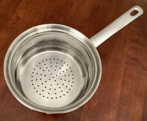 BELGIQUE (Belgium) Stainless Steamer Strainer Pan for 2 Qt Saucepan - Picture 1 of 4