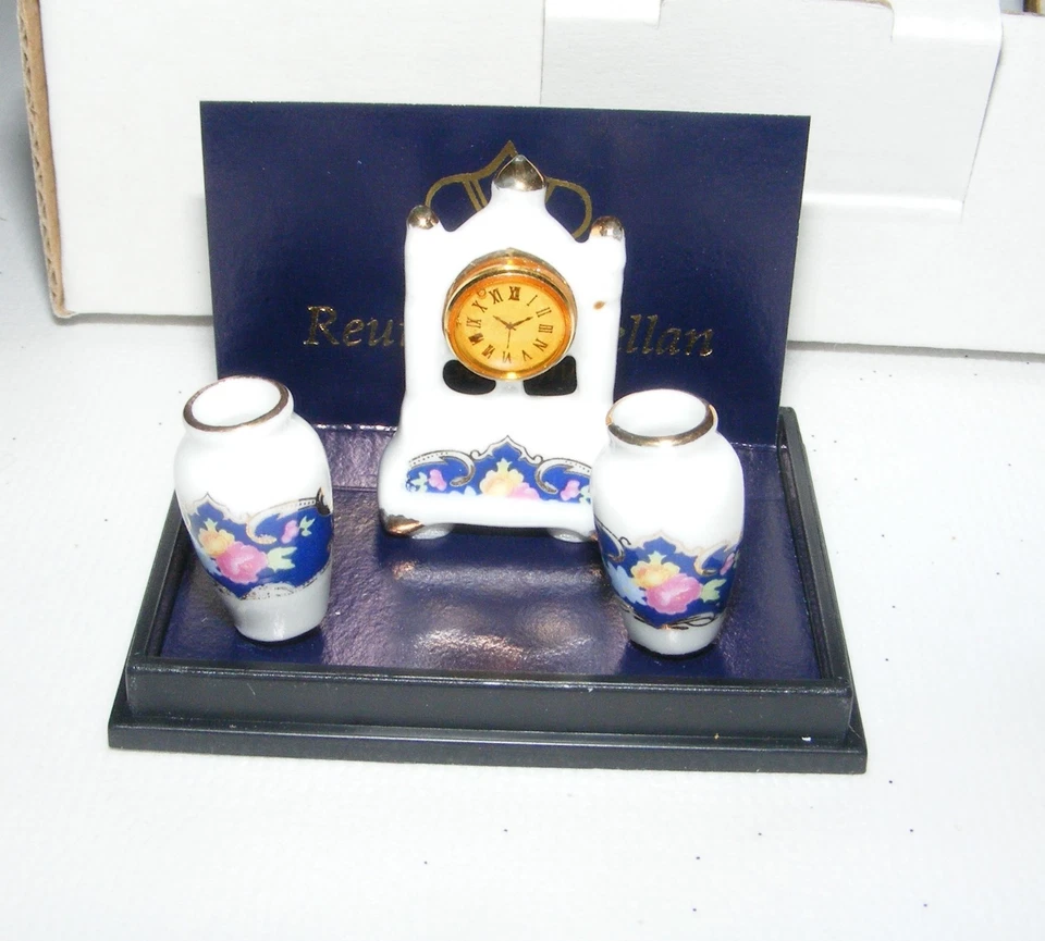 Reutter Porzellan Dollhouse Furniture Mantel Clock and Vases set - Image 1 of 1