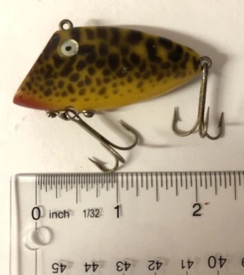 Vtg. Swimming MinnowYellow Coach Dog Fishing Lure Old Fishing Lure # M7 - Image 1 of 2