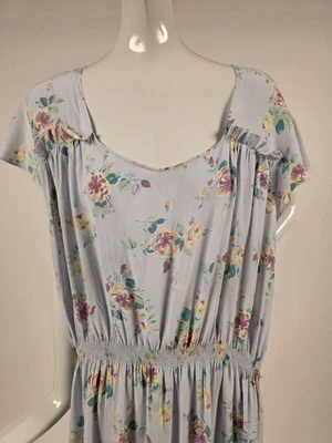 VESTIDO RAYON AZUL BEBÊ ESTAMPA FLORAL TAMANHO GRANDE DÉCADA DE 1980 - Imagem 1 de 4