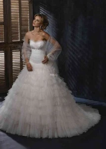 Maggie Sottero Madelyn Wedding Gown Ivory Size 4 - NWT - Picture 1 of 2