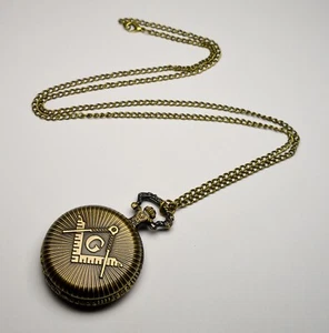 MASONIC FREEMASONRY G SIGN LARGE QUARTZ POCKET WATCH WITH CHAIN - Picture 1 of 4