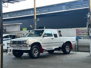 1996 Toyota Hilux LN111R 4X4 - Picture 1 of 24