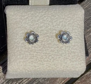 Pandora Blue Topaz Flower Stud Earrings. RARE #29967BTP - Picture 1 of 4