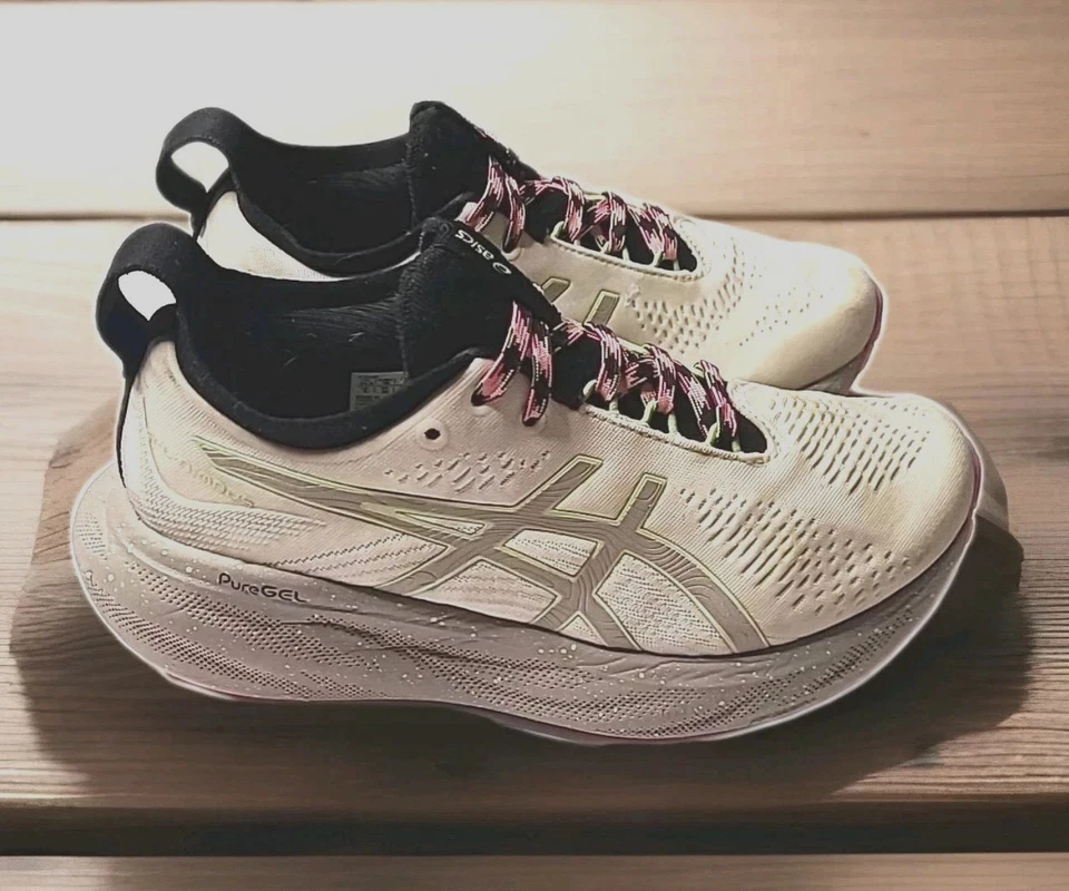 Zapatos de trail Gel-Nimbus 25 para mujer ASICS, baño natural/verde lima talla 7 Foto 1 de 4