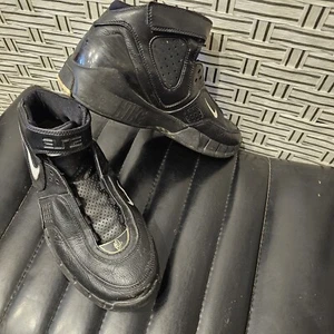 Vintage Nike Huarache Black Basketball 2006 Size 11 Used Made China - Picture 1 of 13
