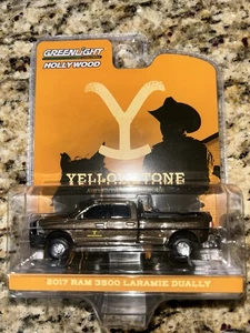 1/64 2017 RAM 3500 Laramie Dually Yellowstone Dutton Ranch Greenlight 44980-F - Bild 1 von 4